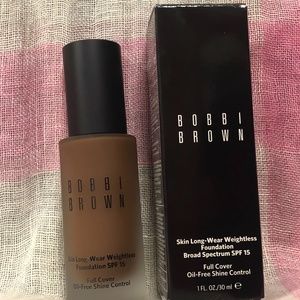 NWT Bobbi Brown Skin Long-Wear Weightless Fundation